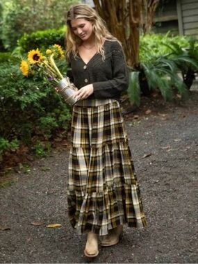 Natural Life Hanna Women's Brown Plaid
Convertible Maxi Skirt Size Medium